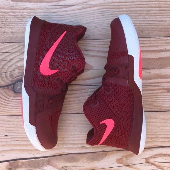 Nike Kyrie 3 (TD) Team Red/Hot Punch-White - Picture 14 of 16